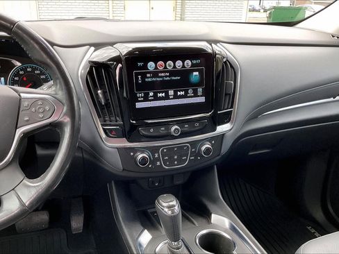 Used 2019 Chevrolet Traverse Premier AWD/4WD image 6