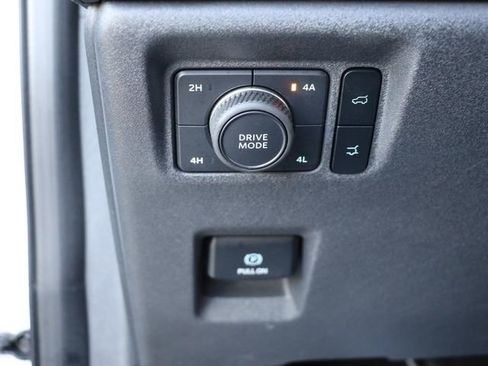 Certified 2025 Ford Expedition Active AWD/4WD image 31