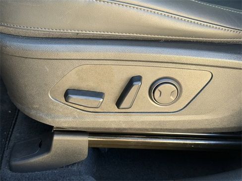 Used 2023 Kia Sorento SX image 22