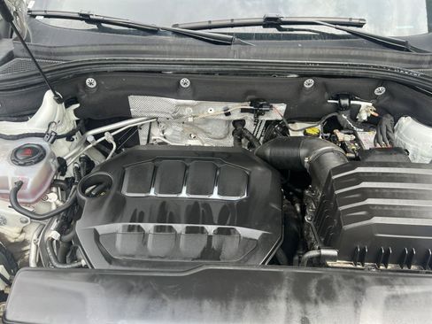 Used 2024 Volkswagen Atlas SE image 34