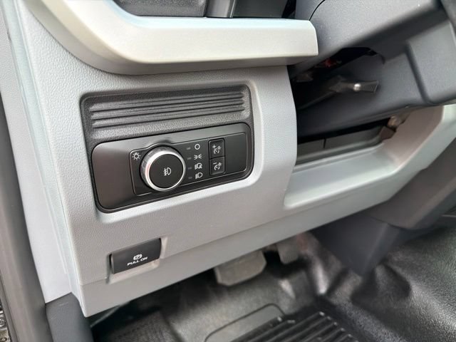 New 2026 Ford F550 4x4 Regular Cab Super Duty image 13