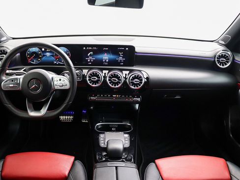 Used 2021 Mercedes-Benz A 220 w/ AMG Line image 15