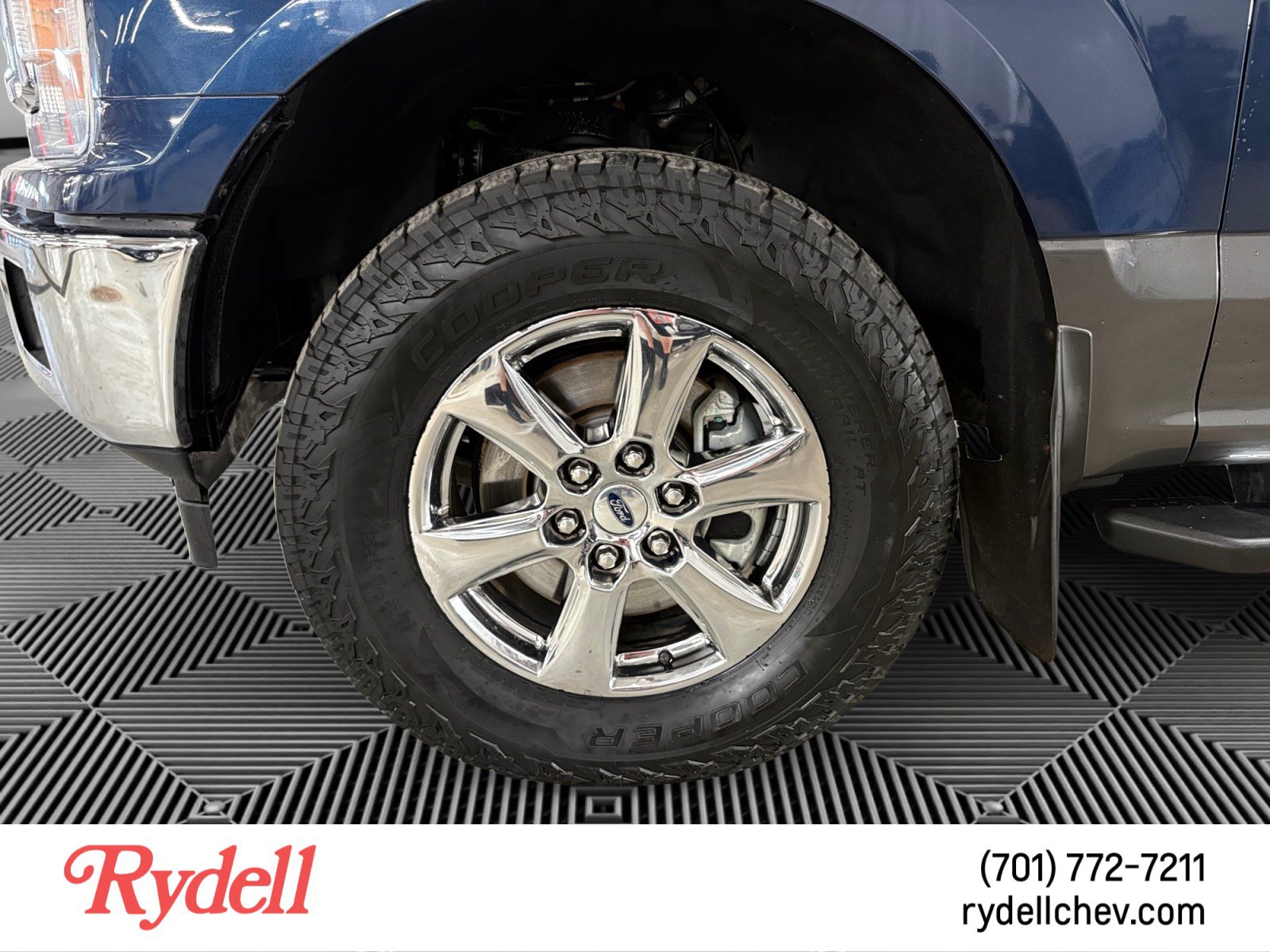 Used 2019 Ford F150 XLT w/ Equipment Group 302A Luxury AWD/4WD image 9