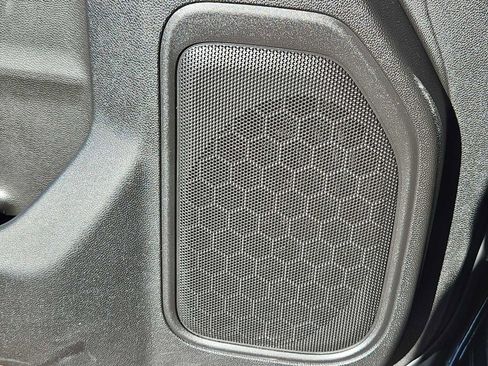 Used 2023 Chevrolet Silverado 2500 LTZ w/ LTZ Convenience Package image 29