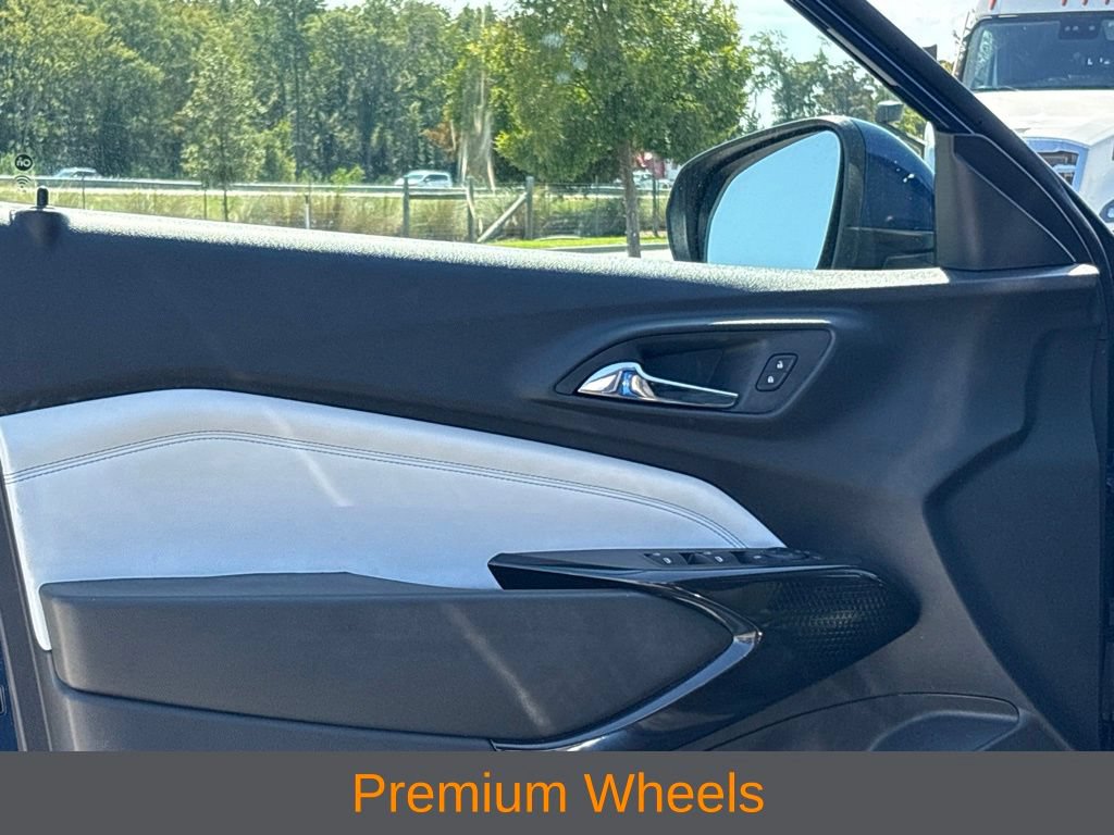 Used 2024 Chevrolet Trax LT FWD image 5