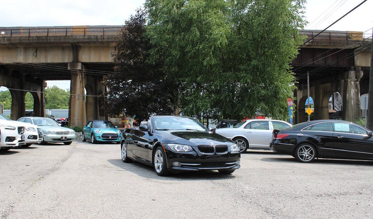 Used 2013 BMW 335i Convertible RWD image 14