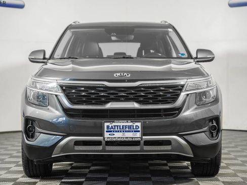 Used 2021 Kia Seltos EX image 2