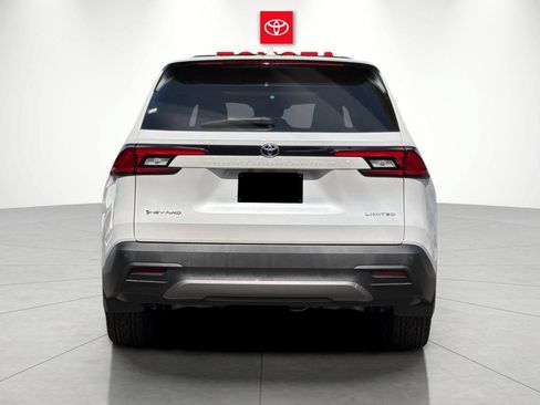 New 2026 Toyota Grand Highlander AWD Hybrid image 4