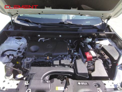 Used 2023 Toyota RAV4 XLE w/ Convenience Package FWD image 41