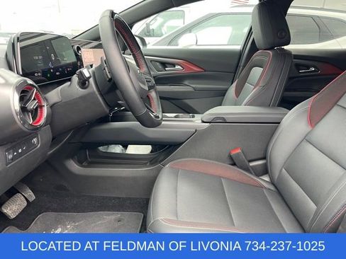 Used 2024 Chevrolet Equinox EV RS image 6