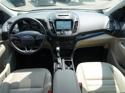 Used 2017 Ford Escape Titanium w/ Equipment Group 301A AWD/4WD image 27