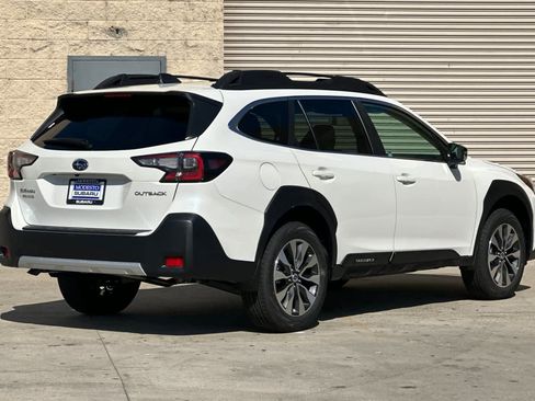 New 2025 Subaru Outback Limited image 3