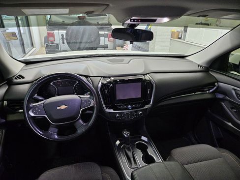 Used 2018 Chevrolet Traverse LT image 21
