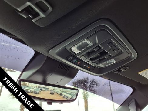 Used 2024 Chevrolet Silverado 2500 High Country w/ High Country Premium Package image 25