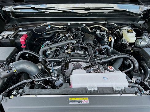 New 2025 Toyota Tacoma SR5 image 8