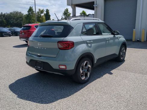 New 2026 Hyundai Venue SEL FWD image 7