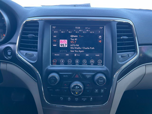 Used 2018 Jeep Grand Cherokee Limited w/ Luxury Group II AWD/4WD image 17