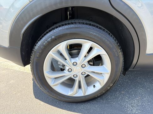 Used 2023 Buick Encore GX Preferred FWD image 17
