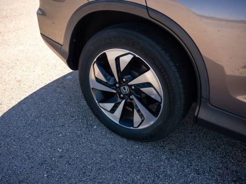 Used 2016 Honda CR-V Touring image 10