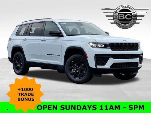 New 2026 Jeep Grand Cherokee L 4WD image 1