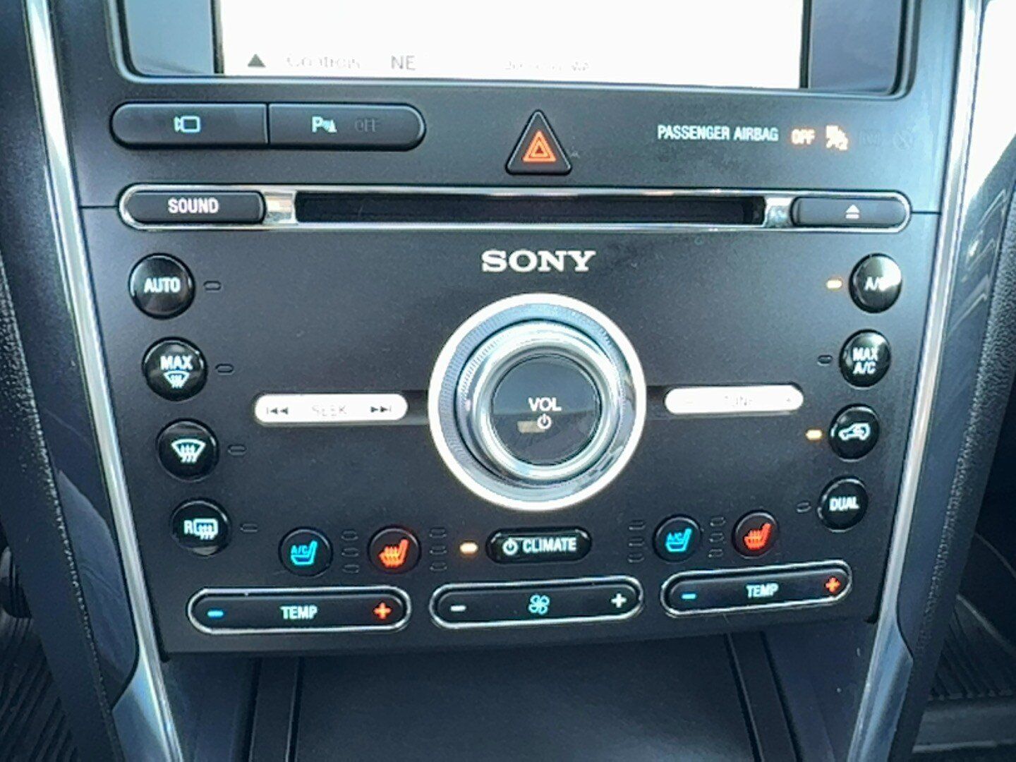 Used 2017 Ford Explorer Sport w/ Equipment Group 401A AWD/4WD image 26