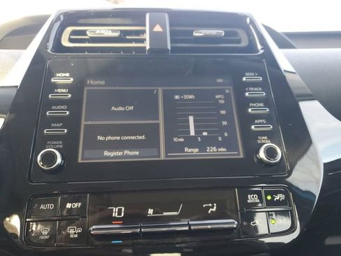 Used 2020 Toyota Prius XLE image 23