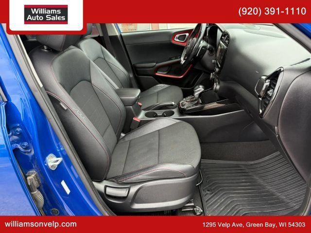 Used 2020 Kia Soul GT-Line Turbo FWD image 17