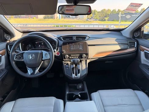 Used 2017 Honda CR-V EX-L image 3