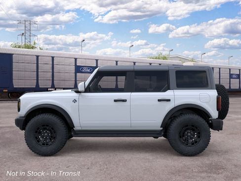New 2026 Ford Bronco Outer Banks w/ Sasquatch Package AWD/4WD image 3
