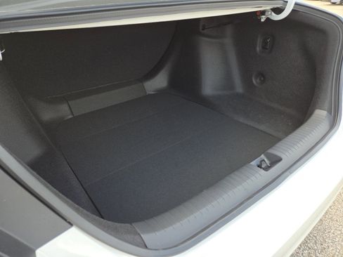 New 2026 Honda Accord LX image 18