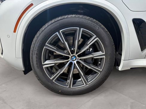 New 2026 BMW X5 xDrive50e w/ M Sport Package AWD/4WD image 14
