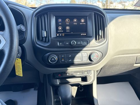 Used 2022 Chevrolet Colorado W/T w/ WT Convenience Package image 25