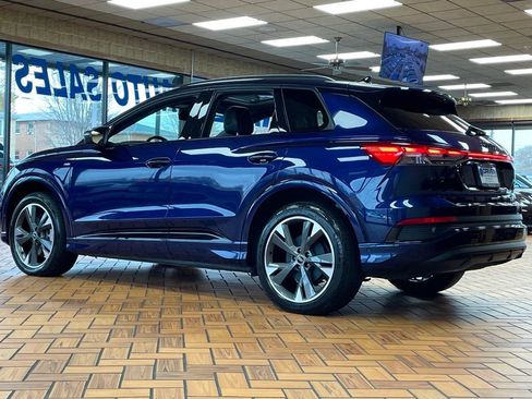 Used 2023 Audi Q4 e-tron Prestige w/ Black Optic Package image 7