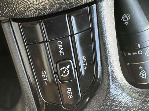 Used 2023 RAM ProMaster 2500 FWD image 23