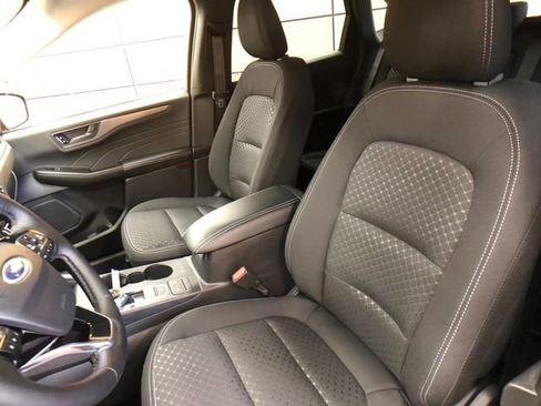 New 2026 Ford Escape Active w/ Cold Weather Package image 10