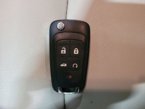 Used 2014 Chevrolet Cruze LTZ w/ Sun, Sound and Sport Package image 32