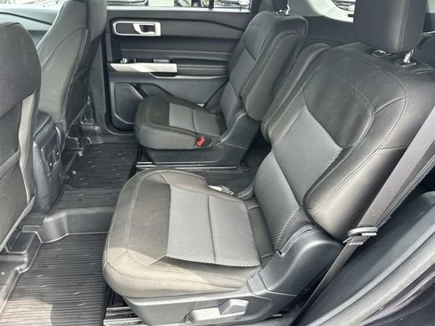 Certified 2024 Ford Explorer XLT AWD/4WD image 12