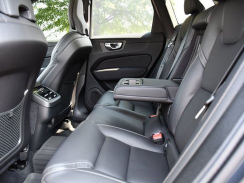 New 2026 Volvo XC60 B5 Ultra w/ Protection Package Premier image 17