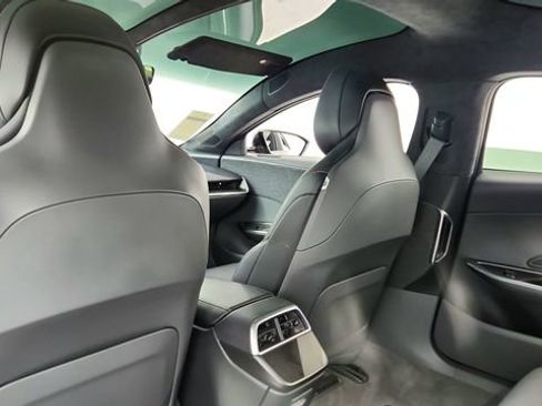 Used 2024 Lucid Air Touring image 30