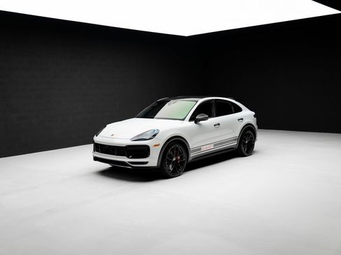 Used 2022 Porsche Cayenne Turbo GT AWD/4WD image 85