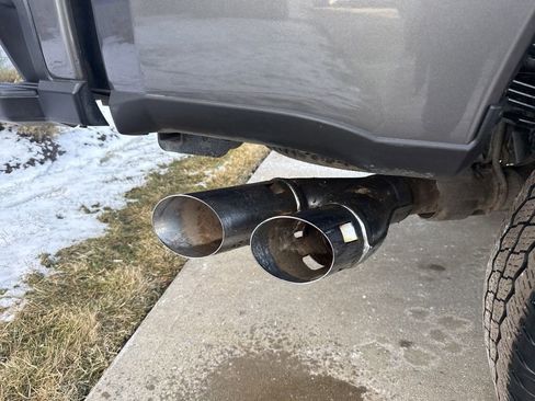 Used 2024 Ford F350 Platinum image 57