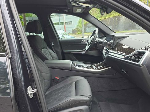 Used 2025 BMW X5 M60i w/ Climate Comfort Package AWD/4WD image 10