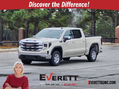 Used 2026 GMC Sierra 1500 SLE AWD/4WD image 1