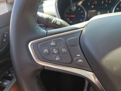 Used 2024 Chevrolet Equinox LT FWD image 22