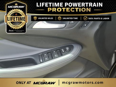 Used 2020 Buick Envision Essence FWD image 17