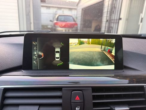 Used 2017 BMW 340i Sedan w/ Technology Package image 36