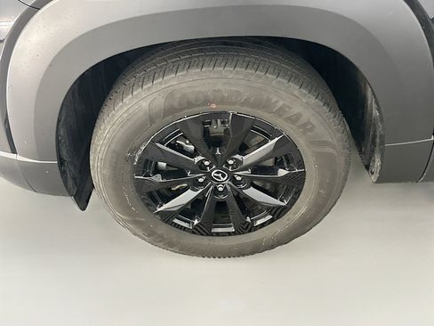 Used 2025 MAZDA CX-50 2.5 Hybrid w/ Preferred Pkg image 11