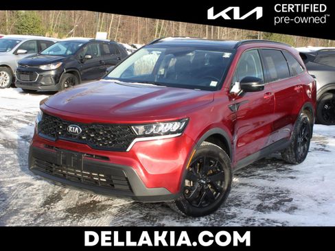 Used 2021 Kia Sorento S w/ Panoramic Sunroof Package image 1