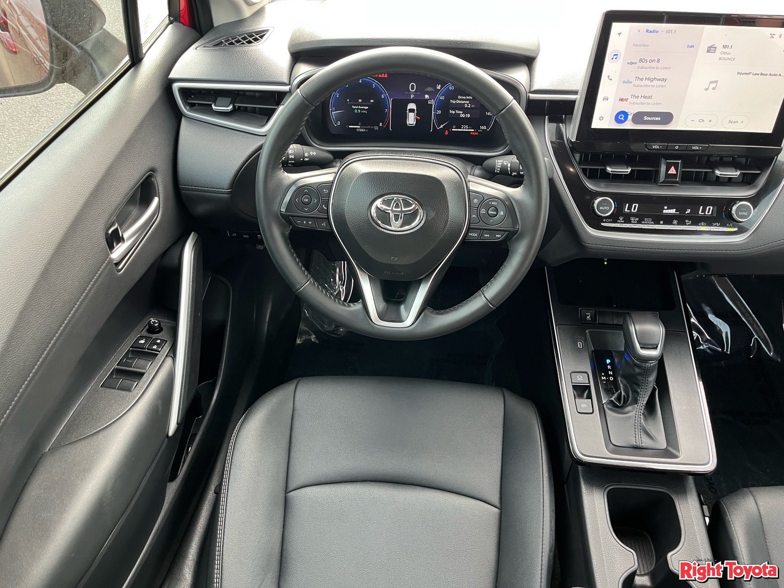 Certified 2026 Toyota Corolla Cross XLE w/ Convenience Package FWD image 17