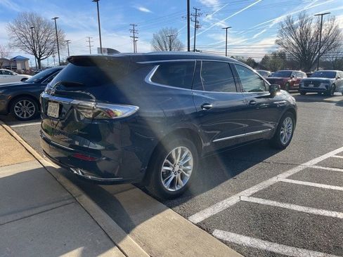 Used 2022 Buick Enclave Avenir image 4